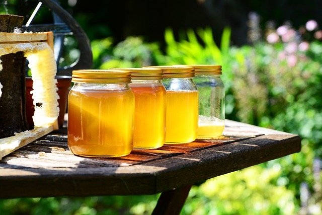 The Sweet Symphony of Multi-Flora Honey: A Culinary Delight and Health Elixir